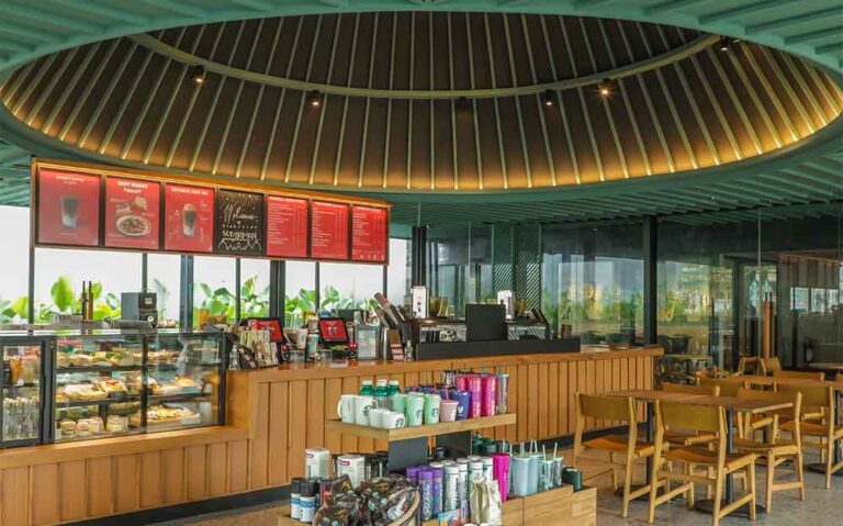 Tutup Tahun Starbucks Membuka Gerai Artistik Di 3 Kota Wartakopicom