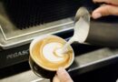 Dari Secangkir Kopi, Peluang Masa Depan Diseduh di Láska Hotel Subang